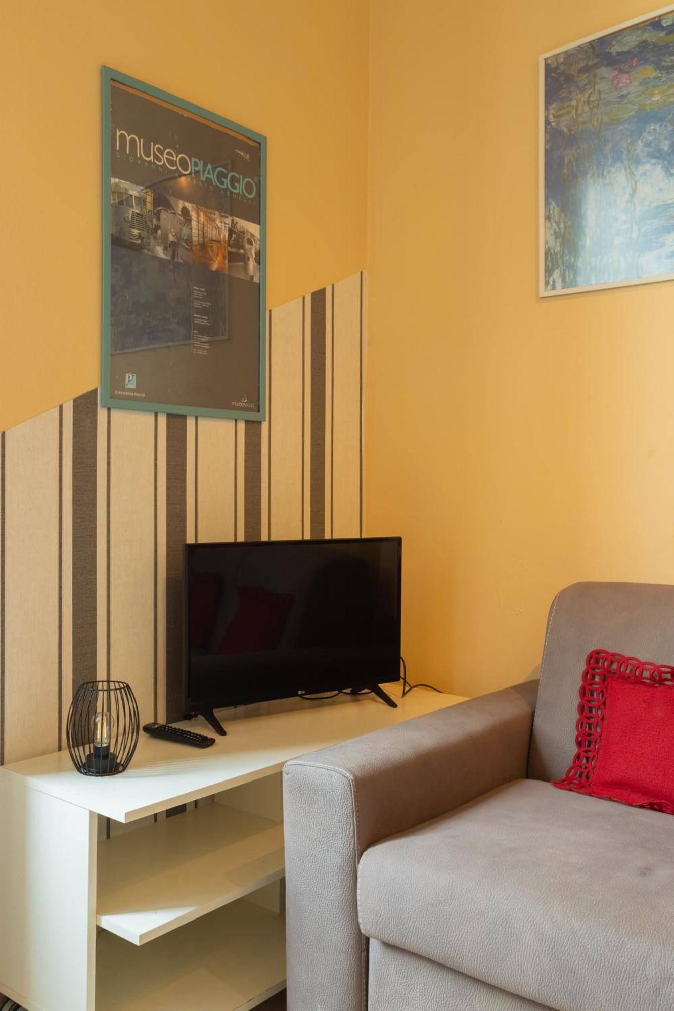 Ponte Per La Sardegna E La Corsica Dalla Toscana Family Apartment Livorno Kültér fotó